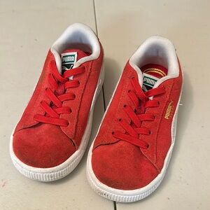 Puma shoes size 9.